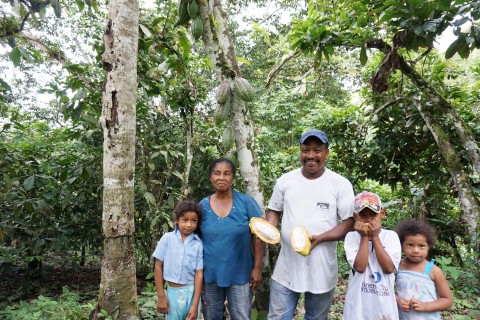 Gabel Gaspar Wilson and Maria Teresa Carvajal Raad and their three grandchildren